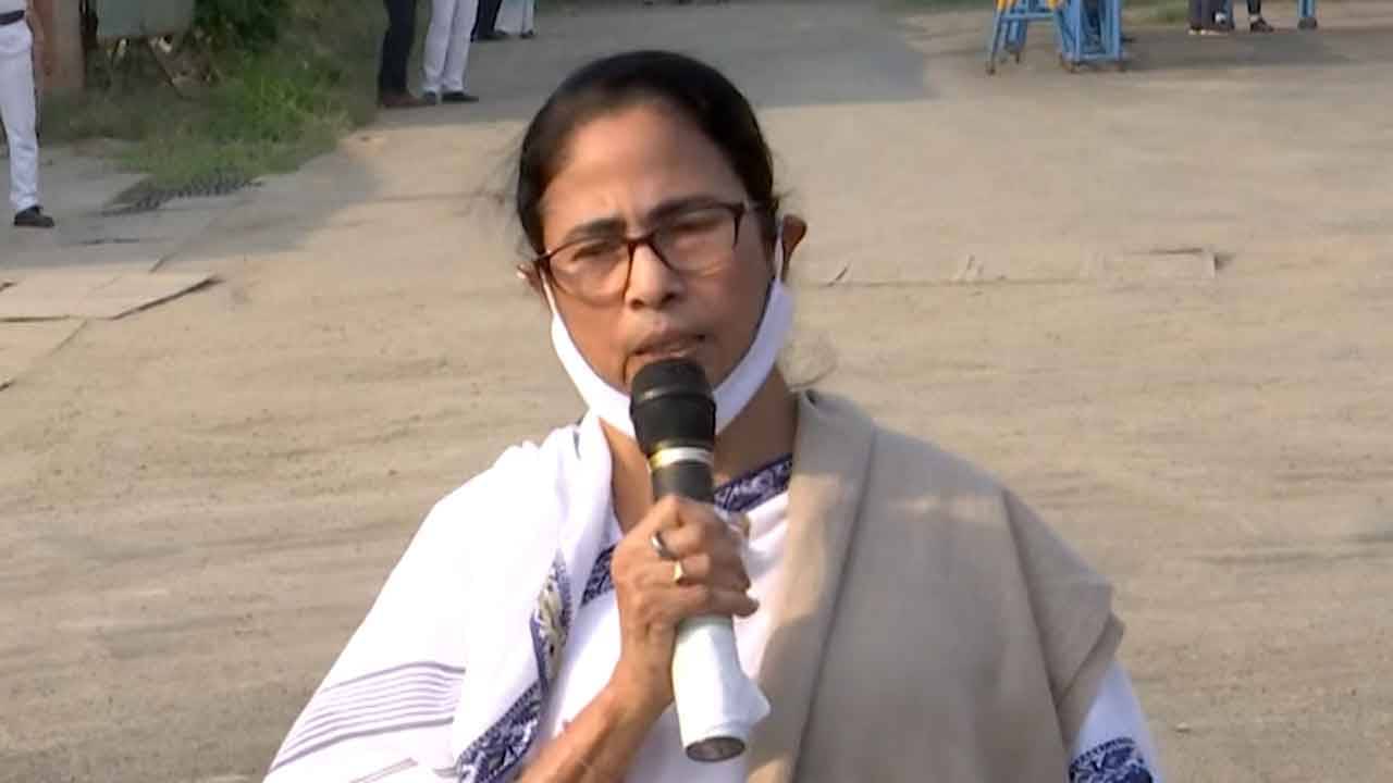 Mamata Banerjee On Bagtui Massacre: ল্যাংচা খেয়ে ল্যাংড়াতে ল্যাংড়াতে ওরা যাচ্ছে ওখানে, রেডি থেকেও আজ বগটুই গেলেন না মুখ্যমন্ত্রী