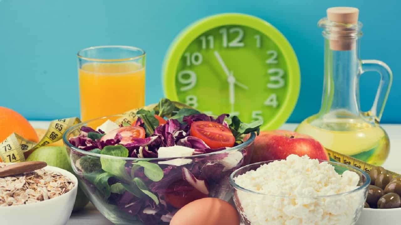 Metabolism Boosting Foods: মেটাবলিজম বাড়াতে ভরসা রাখুন চেনা এই সব খাবারেই... Metabolism Boosting Foods: মেটাবলিজম বাড়াতে ভরসা রাখুন চেনা এই সব খাবারেই...