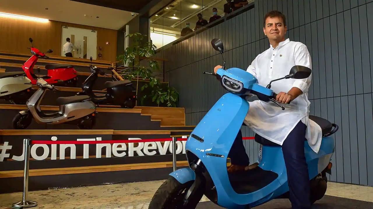 OLA Electric: ওলা ইলেকট্রিকের স্কুটারগুলি এবার মাত্র ৫ মিনিটেই সম্পূর্ণ চার্জ হবে, দাবি সিইও ভাবিশ আগরওয়ালের