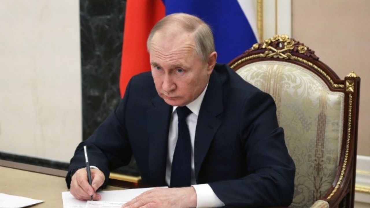 Vladmir Putin: 'রাশিয়া জবাব দেবে', ফিনল্যান্ড, সুইডেনে ন্যাটোর সম্প্রসারণ নিয়ে হুঁশিয়ারি পুতিনের