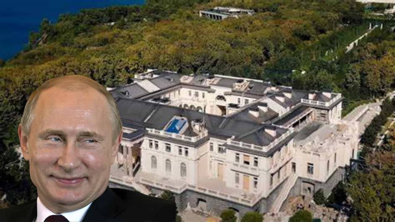 Vladimir Putin's Hidden Treasure: প্রেমিকা-রক্ষিতা-অবৈধ সন্তান- সবার সম্পত্তিই কয়েকশো কোটি!