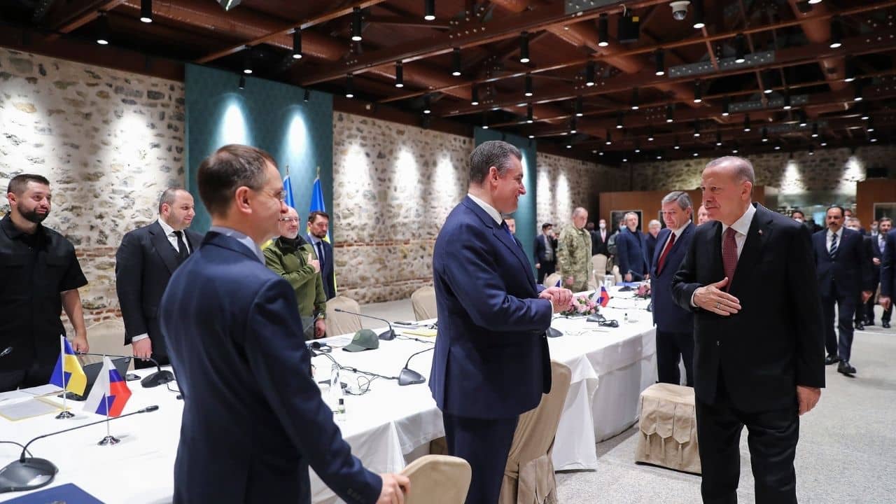 Russia-Ukraine Talk: ন্যাটোর সদস্যপদ চাই না, বরং..., রাশিয়ার মতোই এবার একাধিক দাবি জানাল ইউক্রেনও