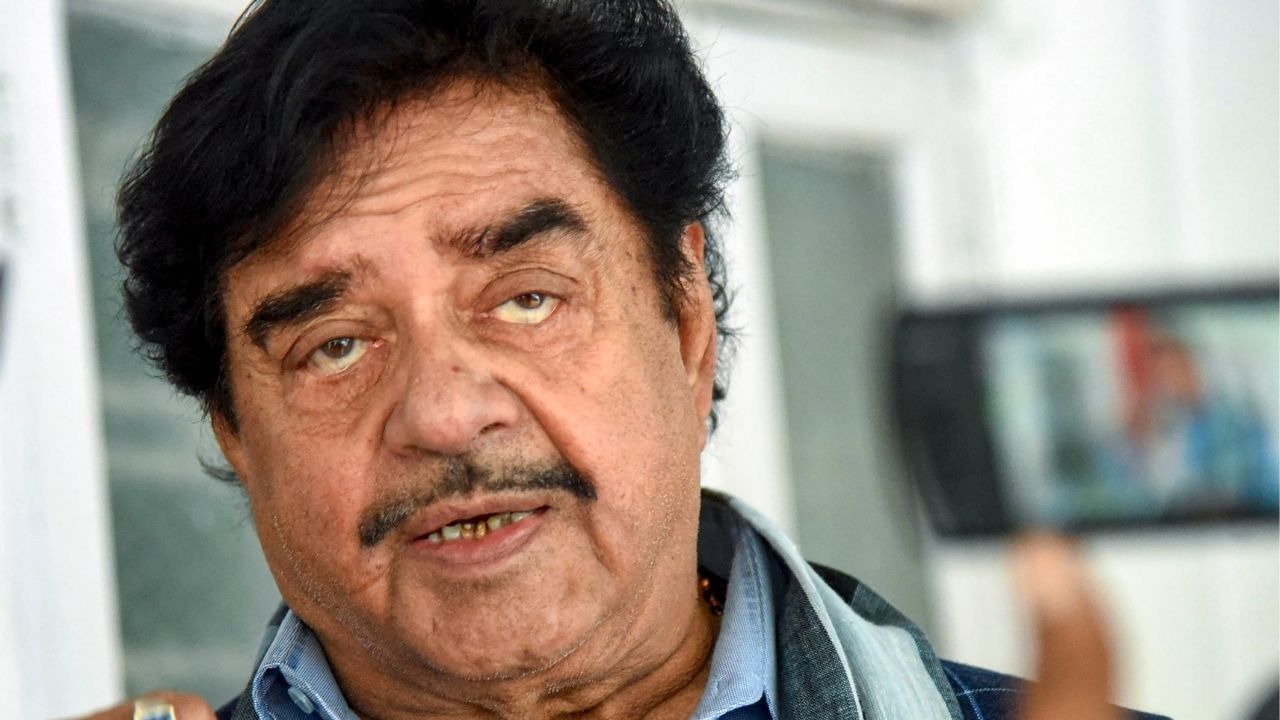 Shatrughan Sinha: বাবুলের কেন্দ্র দখলে নয়া 'তুরুপের তাস' তৃণমূলের, আসানসোলে প্রার্থী এবার 'বিহারী বাবু'