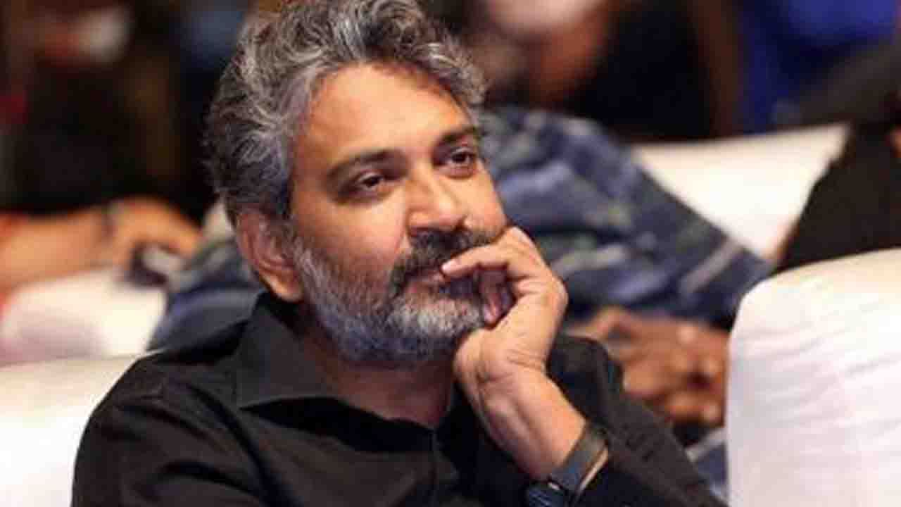 SS Rajamouli: নতুন সমস্যায় 'আরআরআর' পরিচালক রাজামৌলি, হুমকি ফোন আসছে তাঁর কাছে, চিন্তায় ঘুমতে পারছেন না পরিচালক