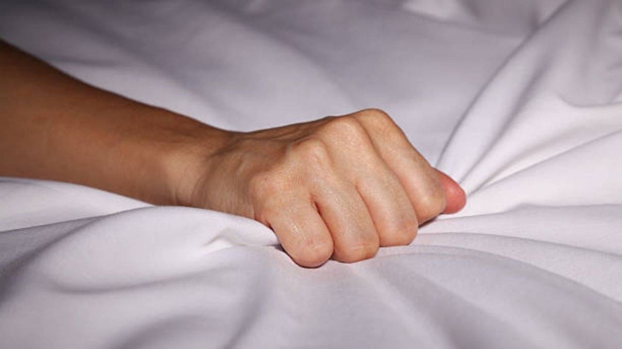 Orgazm bolmaslik normalmi?