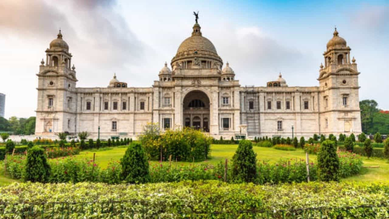 Victoria Memorial: সপ্তাহের একটা দিন কাটান শহরের জনপ্রিয় উদ্যানে! প্রকৃতিপ্রেমীদের জন্য নতুন চমক ভিক্টোরিয়ায় Victoria Memorial: সপ্তাহের একটা দিন কাটান শহরের জনপ্রিয় উদ্যানে! প্রকৃতিপ্রেমীদের জন্য নতুন চমক ভিক্টোরিয়ায়