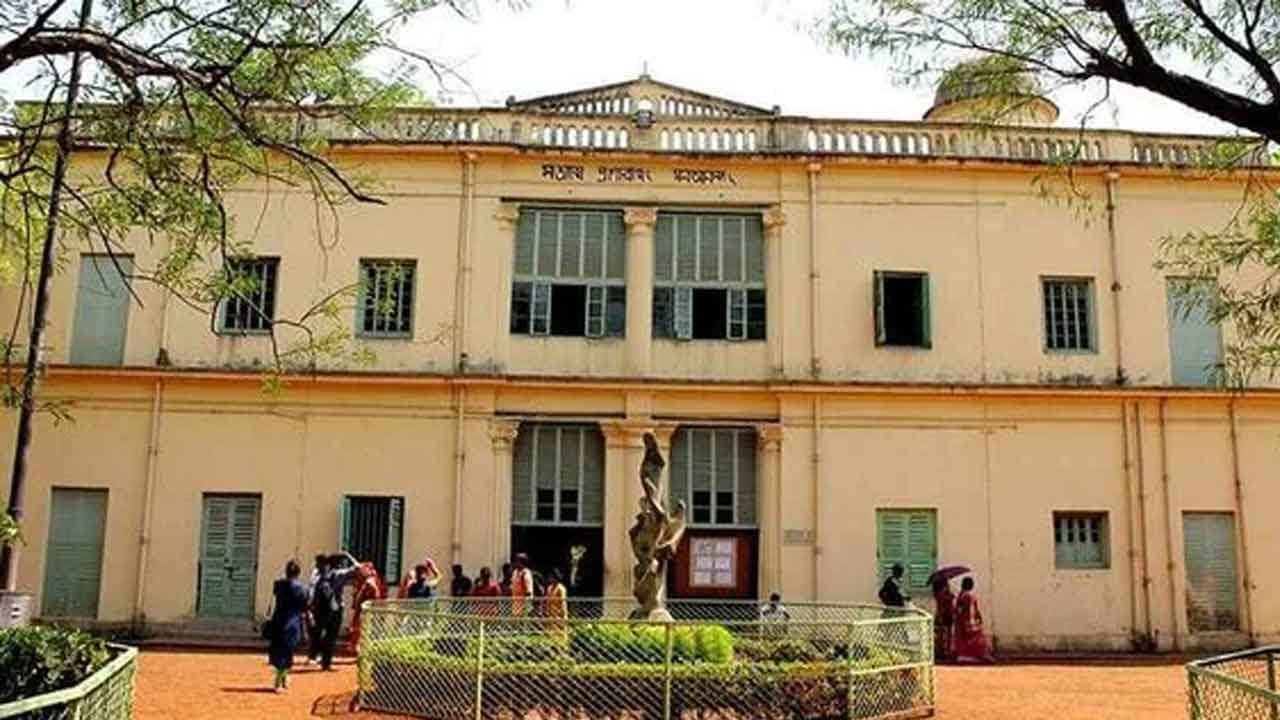 Visva-Bharati University: কাটল না বিশ্বভারতী নিয়ে জট! এদিনও অশান্ত ক্যাম্পাস
