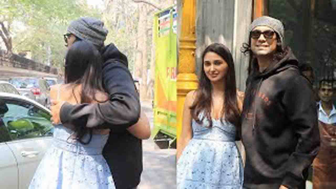 Jubin Nautiyal Marriage: রূপকথার প্রেম, নরম তুলতুলে! তা হলে কি বিয়ের দিন আগত জুবিন নটিয়ালের?