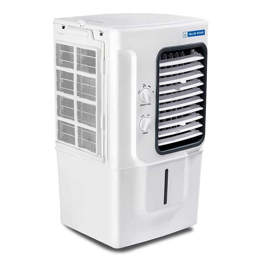 BLUE STAR Astra 10 Litres Personal Air Cooler PA10PMA- এই এয়ার কুলারের ক্যাপাসিটি ১০ লিটার। পাওয়া যাবে সাদা রঙে। মশা এবং ধুলোর জন্য রয়েছে আলাদা স্পেশ্যাল ফিল্টার। এর ভিতরে আইস চেম্বার থাকায় বরফও দিতে পারবেন আপনি। এই এয়ার কুলারের আসল দাম ৬৪৯০ টাকা। কিন্তু অ্যামাজনে পাওয়া যাচ্ছে ৪৭৯৯ টাকায়। 