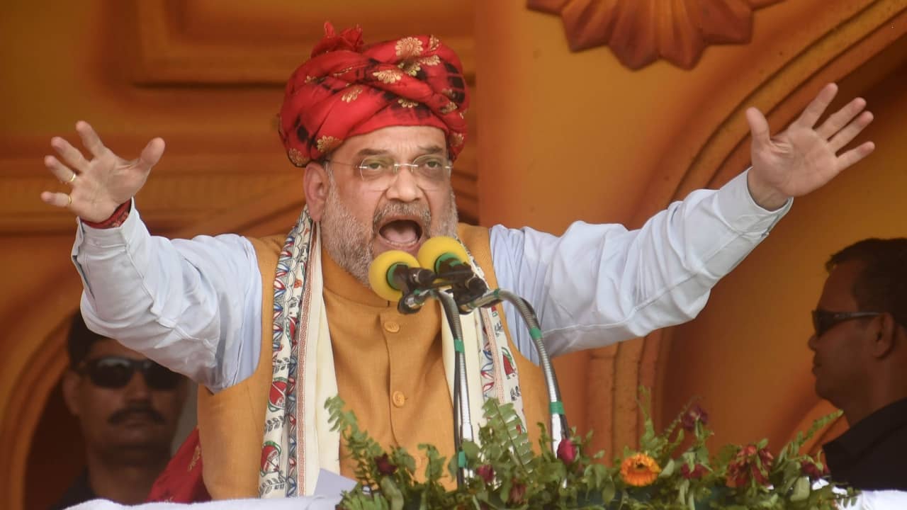 Amit Shah Slams RJD : মানুষ জঙ্গলরাজ ভুলবে না, রেকর্ড ভাঙার মঞ্চ থেকে লালুর দলকে আক্রমণ শাহের