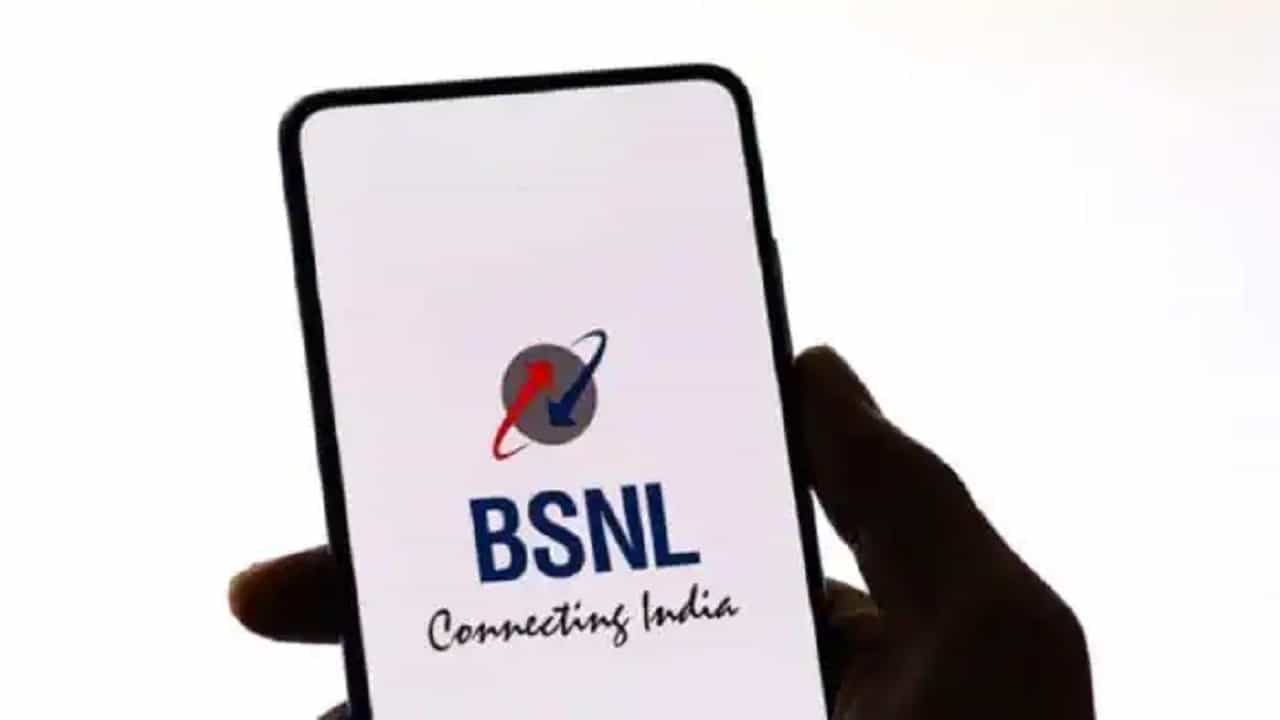 BSNL Plans: বৈধতা ৩০ দিন, ৯০জিবি ডেটা, মাত্র ১৯ টাকা থেকে শুরু হচ্ছে খরচ, বিএসএনএল-এর বাম্পার প্ল্যান! BSNL Plans: বৈধতা ৩০ দিন, ৯০জিবি ডেটা, মাত্র ১৯ টাকা থেকে শুরু হচ্ছে খরচ, বিএসএনএল-এর বাম্পার প্ল্যান!