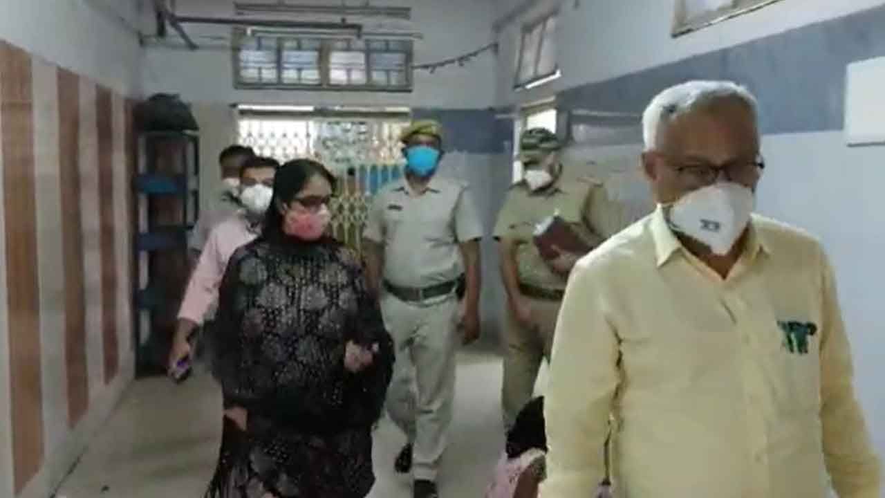 Burdwan Medical College Hospital: এক মাসেই ১০ জন, প্রসূতি মৃত্যু ভাবাচ্ছে বর্ধমান মেডিকেল কলেজ হাসপাতালকে