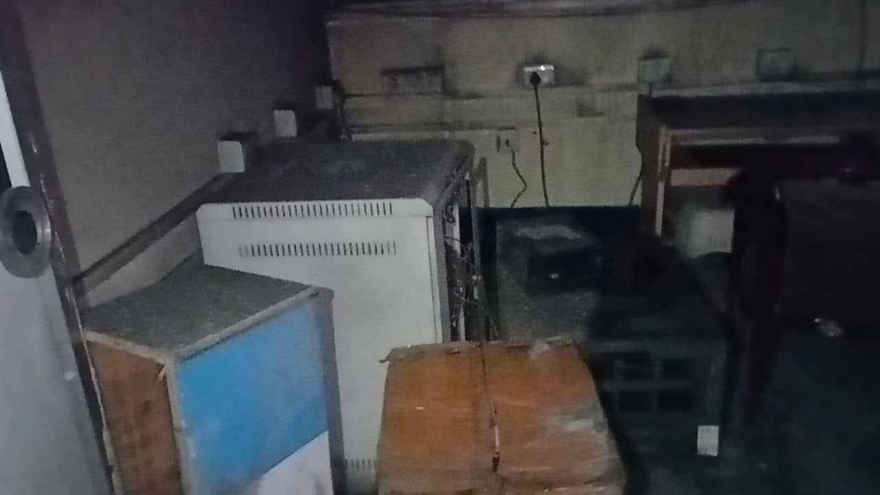 Balurghat Municipality: বালুরঘাট পুরবোর্ডের দুর্নীতি ধামাচাপা দিতেই সার্ভার রুমে আগুন? বড়সড় চক্রান্তের তত্ত্ব বিরোধীদের