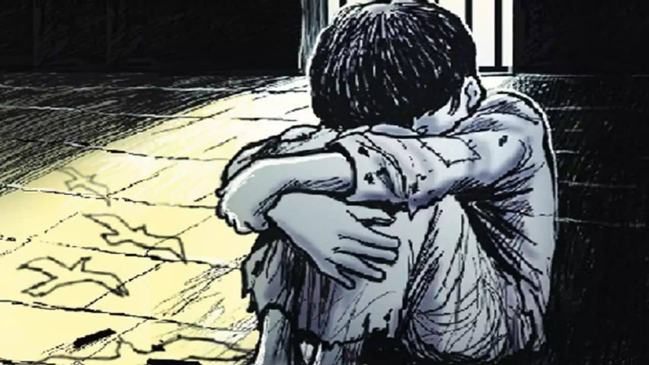 Bangladesh News: দুই ছোট্ট ছেলেকে গাছের সঙ্গে বেঁধে বেদম মার! তাদের বিরুদ্ধে অভিযোগ কী ছিল?