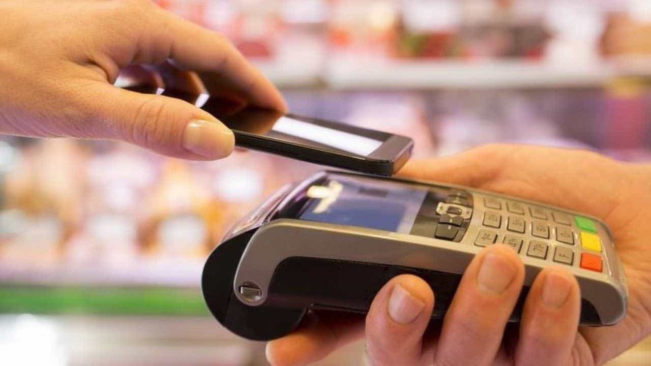 Bank Fraud: অনলাইনে প্রতারণার শিকার? খোয়া যাওয়া টাকার সবটাই ফেরত পেতে পারেন এই উপায়ে Bank Fraud: অনলাইনে প্রতারণার শিকার? খোয়া যাওয়া টাকার সবটাই ফেরত পেতে পারেন এই উপায়ে