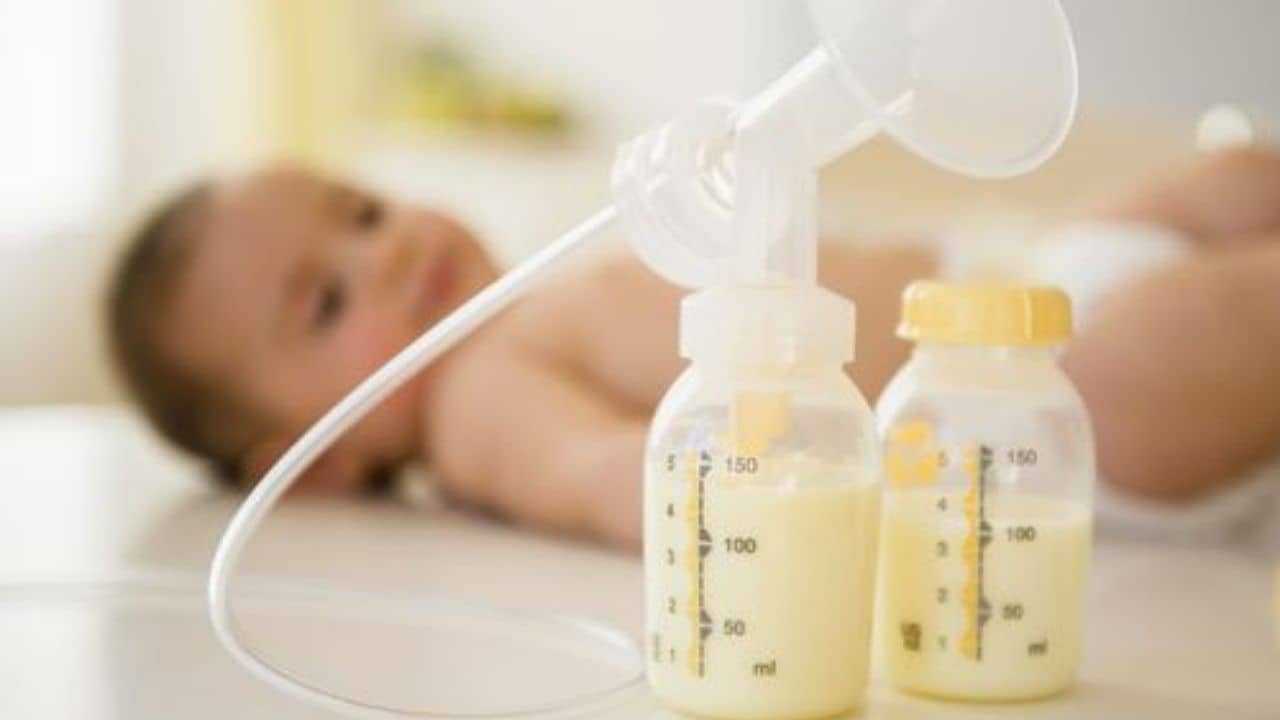 Breast milk: বিদেশে দেদার বিকোচ্ছে মাতৃদুগ্ধ দিয়ে তৈরি ললিপপ-আইসক্রিম! প্রাপ্তবয়স্কদের জন্য কতটা উপকারী?