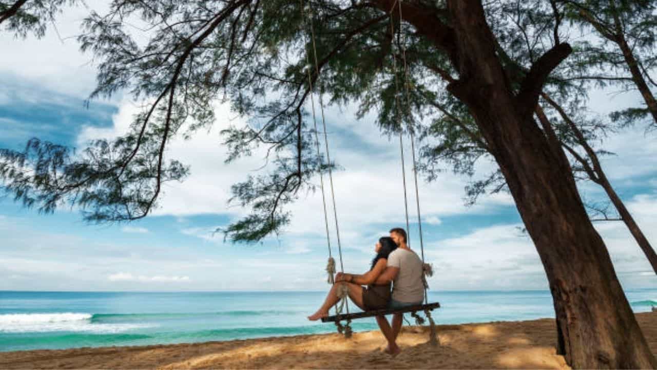 Low-Budget Honeymoon Destination: বৈশাখে বিয়ে? মধুচন্দ্রিমার ডেস্টিনেশন খুঁজে নিন ১০ হাজারের টাকার মধ্যে Low-Budget Honeymoon Destination: বৈশাখে বিয়ে? মধুচন্দ্রিমার ডেস্টিনেশন খুঁজে নিন ১০ হাজারের টাকার মধ্যে