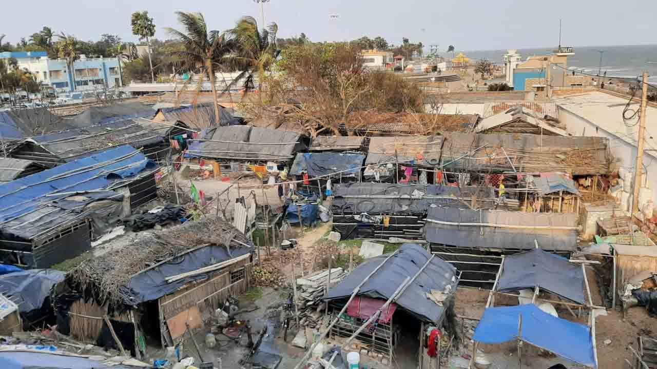 Slum Eviction in Digha: বস্তি তুলে তৈরি হবে হোটেল, তৃণমূলের নামেই চলছে দাদাগিরি