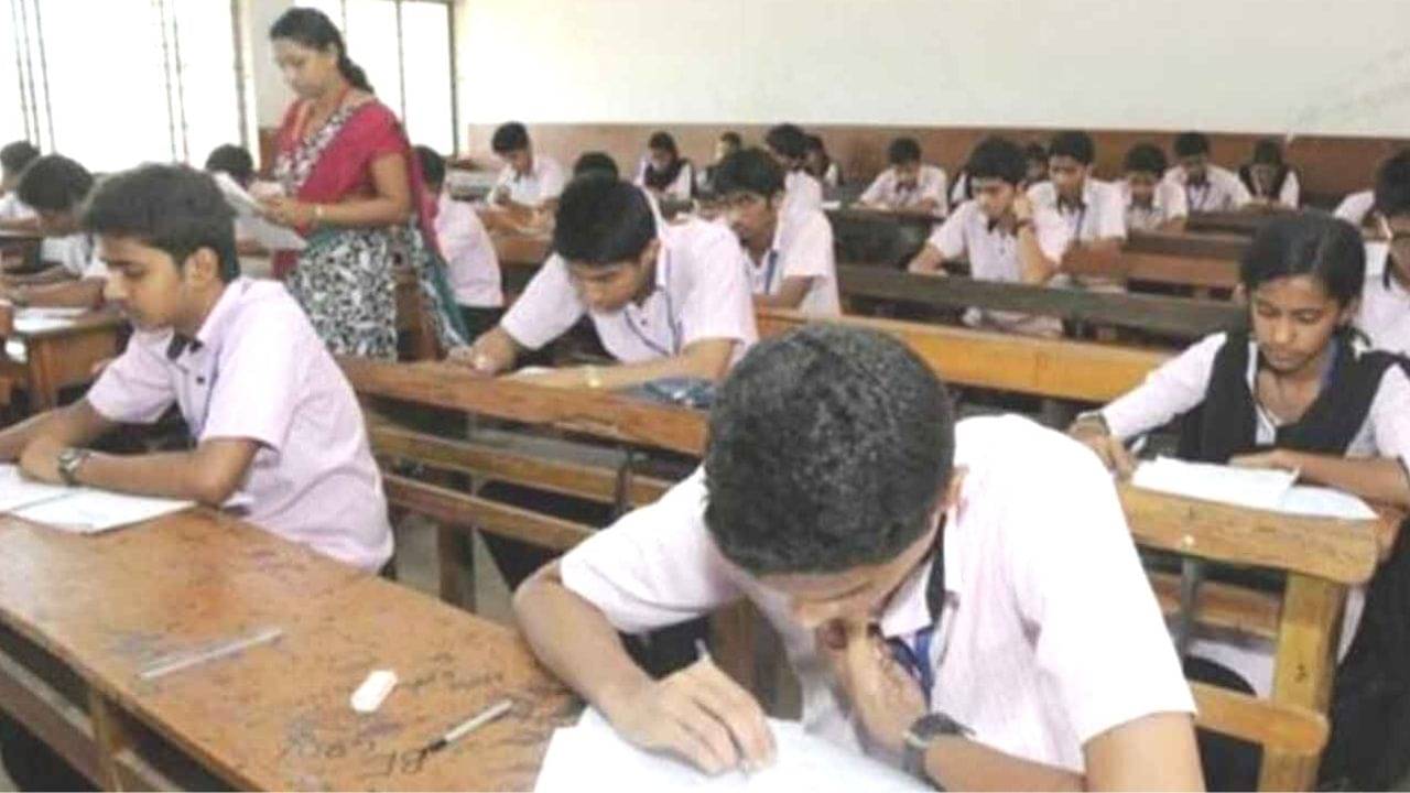 Higher Secondary Exam 2022: আজ থেকে শুরু উচ্চ-মাধ্যমিক, হোম-সেন্টারে টোকাটুকি রুখতে স্কুলগুলিকে সতর্কবার্তা পর্ষদের