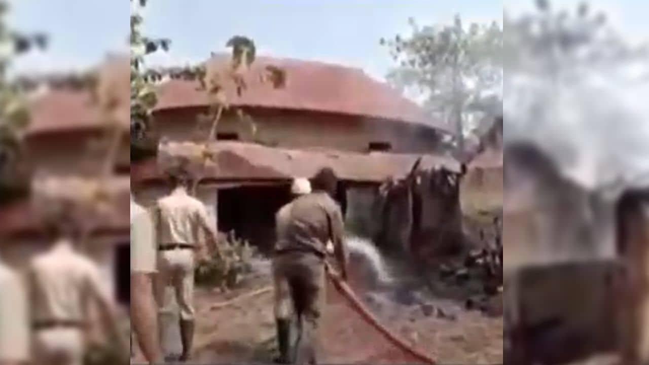 Bagtui Massacre: বাকি বাড়ির আগুন নেভালেও সোনা শেখের বাড়িই কেন এড়িয়ে গেল দমকল? প্রশ্ন সিবিআইয়ের