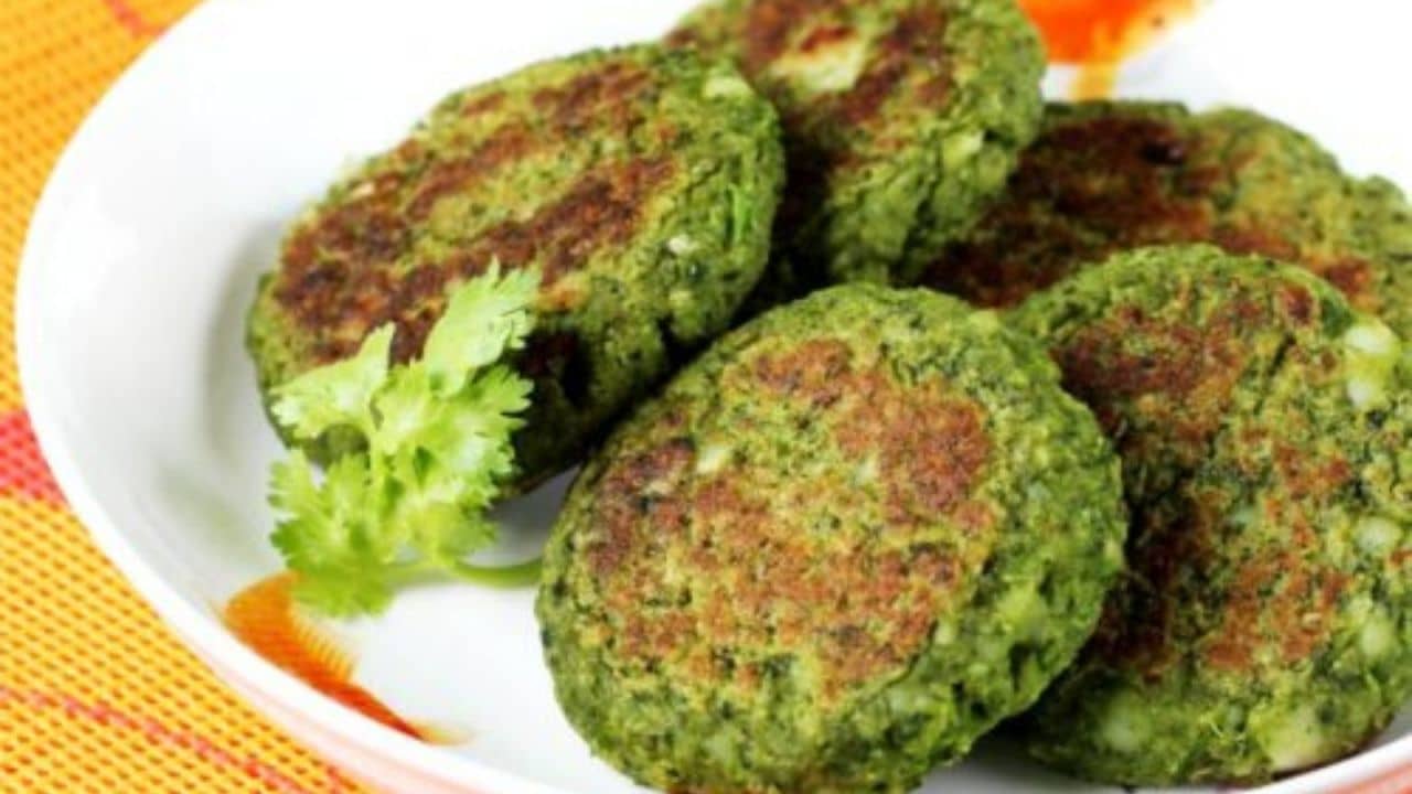 Kebab Recipe: রাতের মেনুতে রাখুন নিরামিষ হরিয়ালি কাবাব! বানাবেন কীভাবে, দেখে নিন