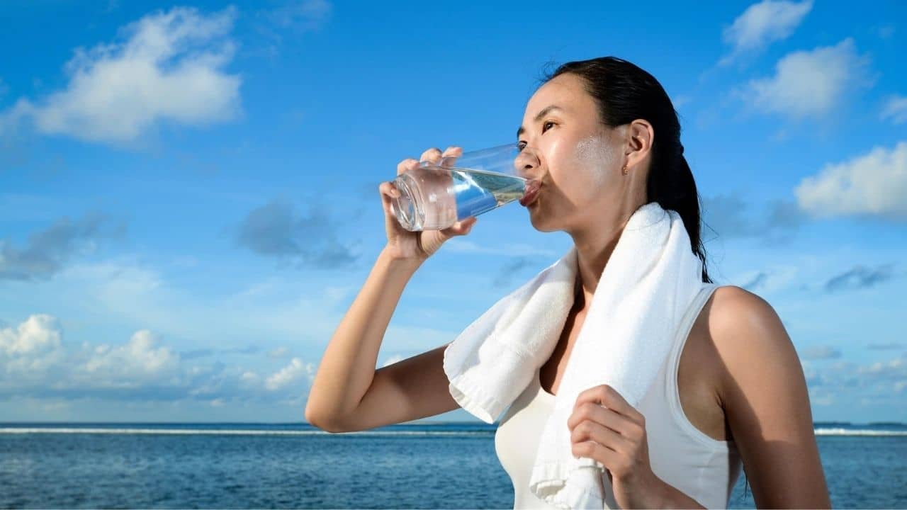 Morning rituals: ওজন কমাতে ও ত্বককে সুস্থ রাখতে সকালে উঠেই মেনে চলুন এই সহজ ৪ নিয়ম