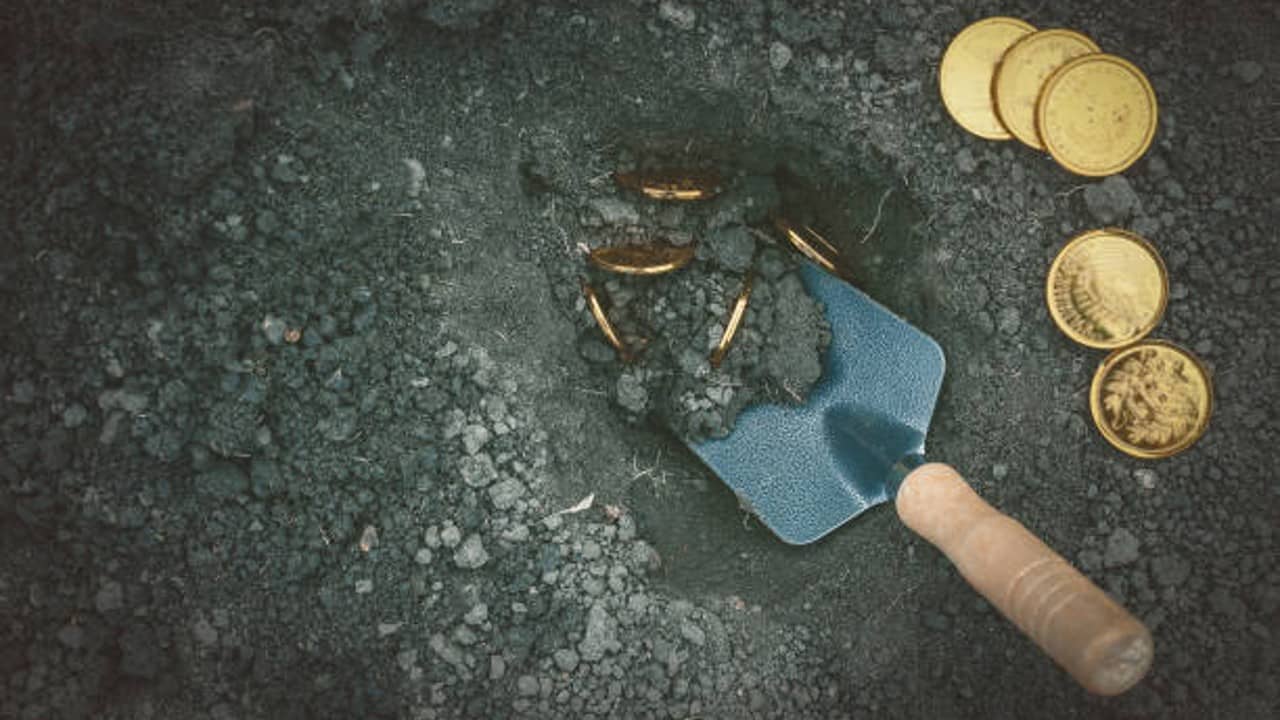 Maharashtra News : গুপ্তধনের লোভে মেয়ের সঙ্গে যা করলেন বাবা ও তান্ত্রিক...