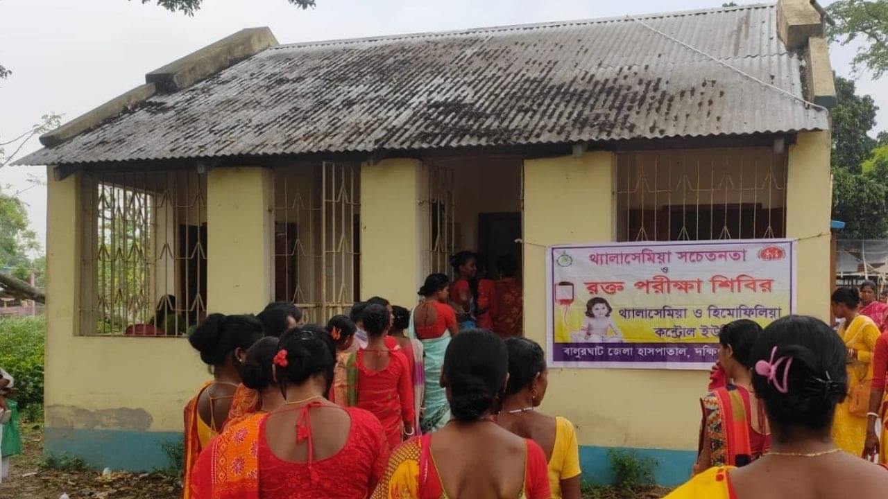 Child Marriage : সীমান্তে বাড়ছে বাল্যবিবাহ, আঠারোর আগেই অন্তঃসত্ত্বা, সচেতনতা বৃদ্ধিতে হিলিতে স্বাস্থ্য মেলা