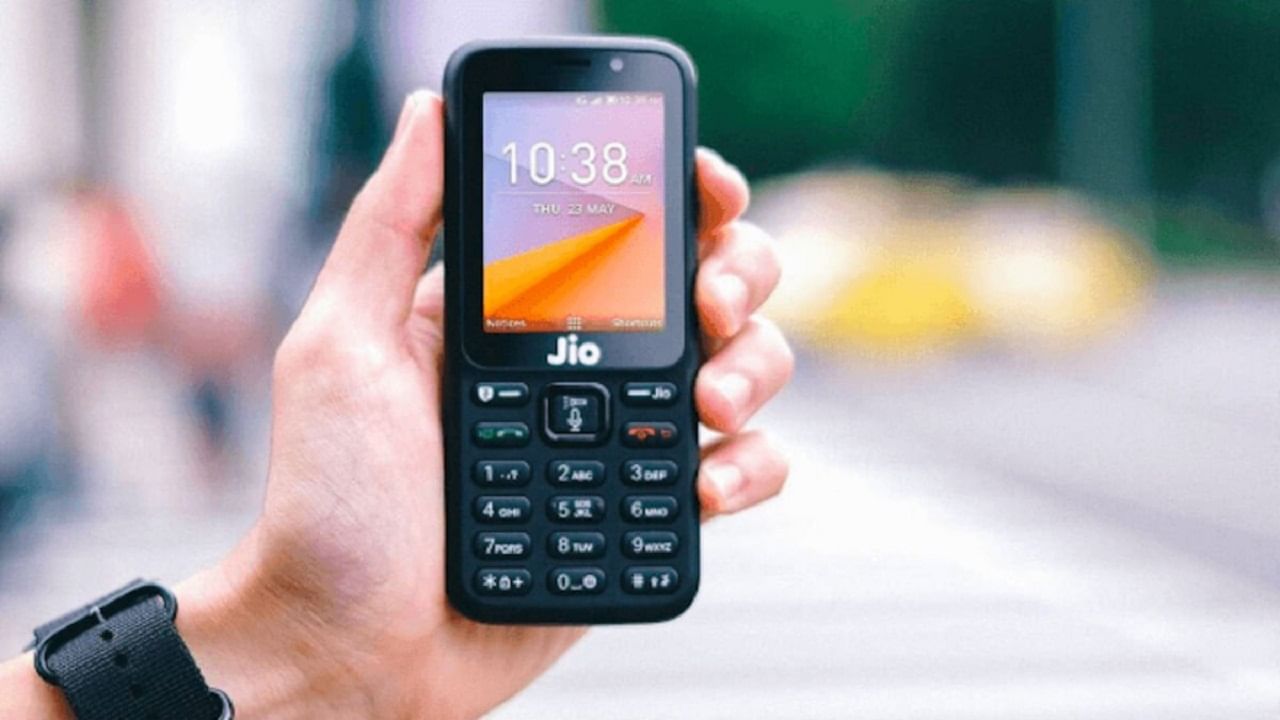 JioPhone For Free: রিলায়েন্স জিও-র অবাক করা অফার! এই প্ল্যানটি রিচার্জ করলে সম্পূর্ণ বিনামূল্যে জিওফোন