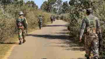 Jungle Mahals Maoist activities: রাত বাড়লেই বাড়ছে ভয়, মাওবাদী কার্যকলাপ বাড়তেই লুকিয়ে পড়ছেন তৃণমূল নেতারা?