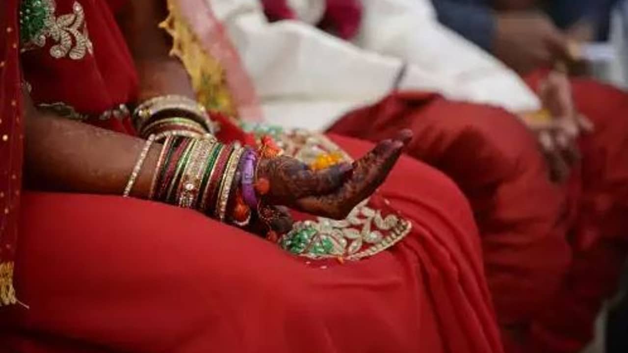 Maharashtra News : মেয়ের বিয়েতে বর এল মদ্যপ অবস্থায়, কনের বাবা যা করলেন...