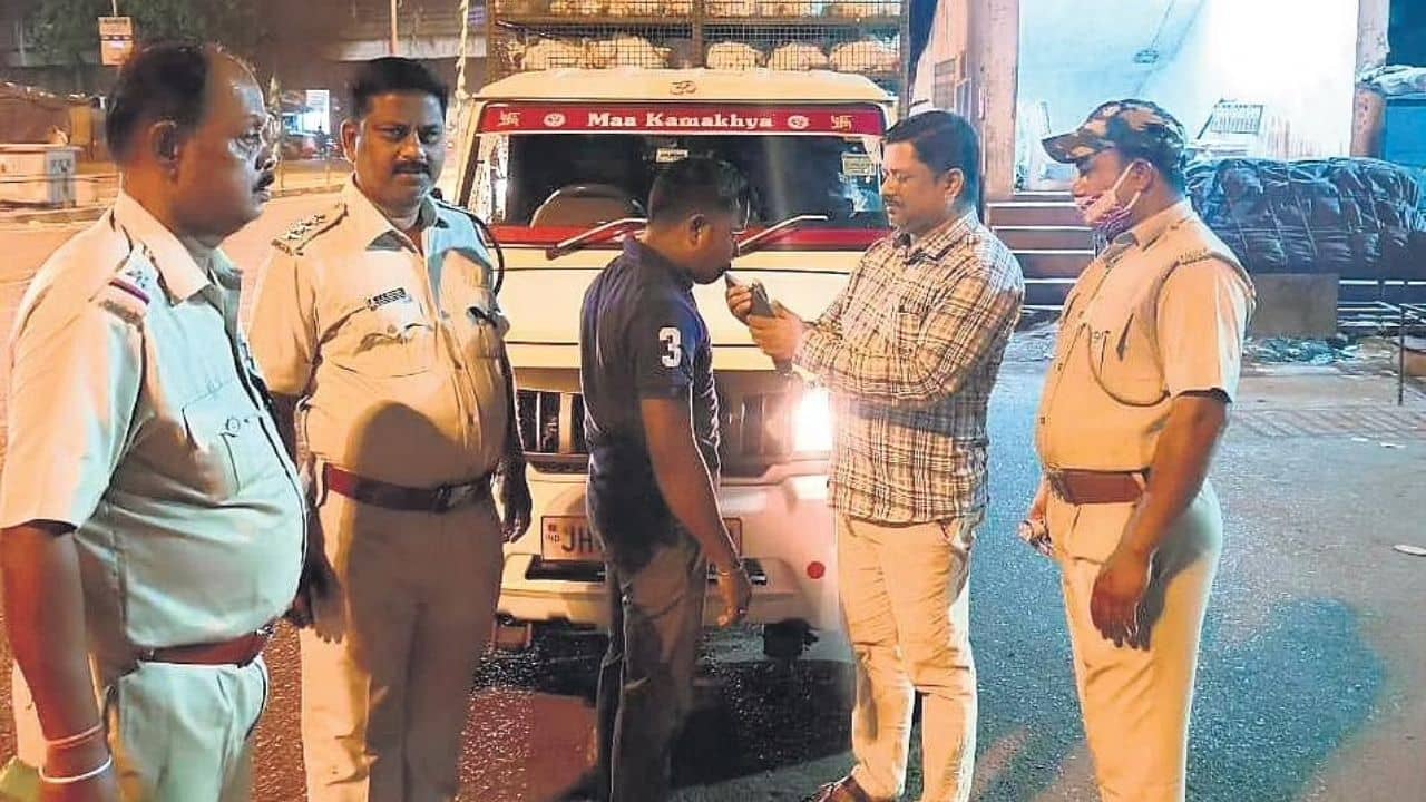 Drink And Drive: এত লোক মদ খেয়ে গাড়ি চালান! অভিযানে নেমে হতবাক পুলিশ, গ্রেফতারির সংখ্যা শুনলে অবাক হবেন