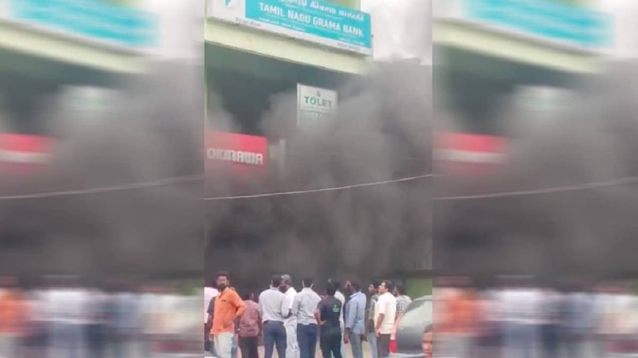 Okinawa Dealership Fire: স্কুটারের ত্রুটি নয়, বিল্ডিংয়ে ইলেকট্রিক শর্ট সার্কিট, ডিলারশিপে আগুন লাগার ঘটনায় দাবি ওকিনাওয়ার