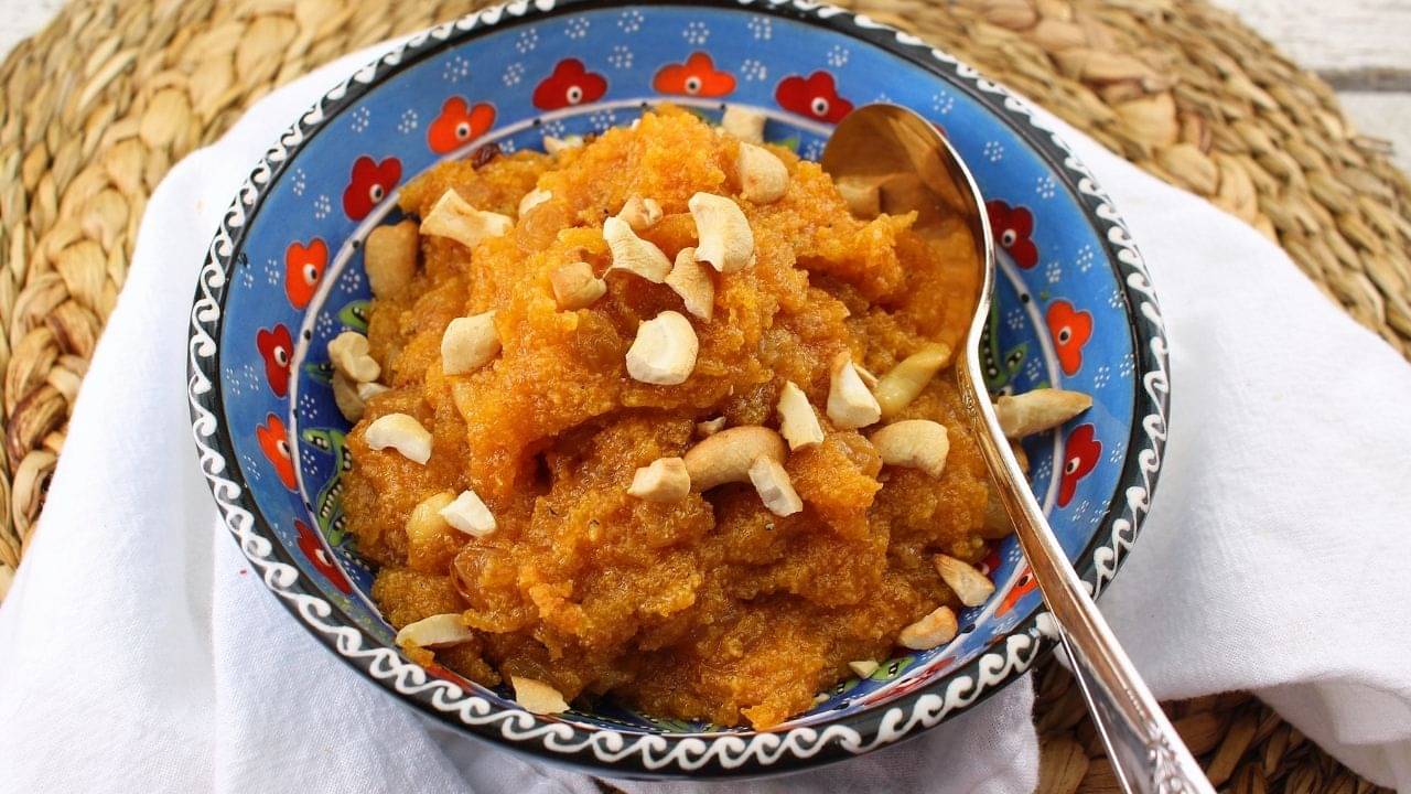 Jain Recipe: পাকা পেঁপেতে অনীহা? জৈনদের মত মাত্র ১৫ মিনিটেই বানিয়ে ফেলুন পেঁপের হালুয়া!