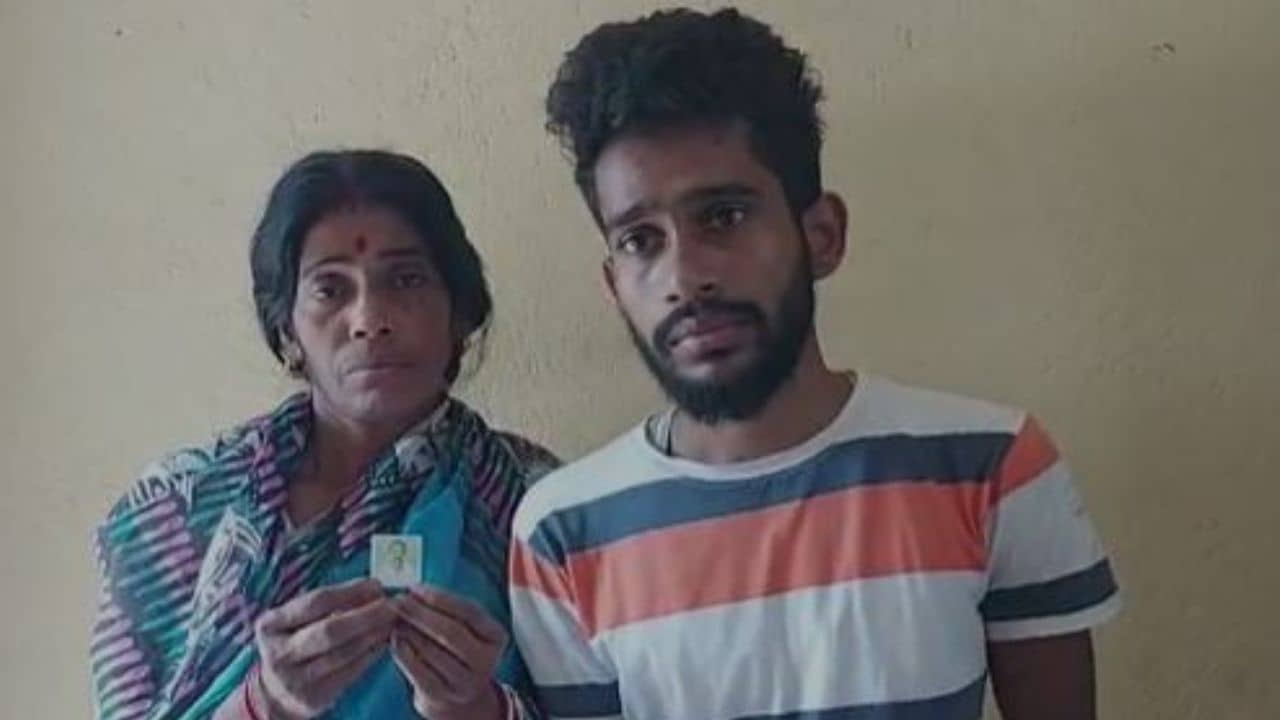 Keshpur TMC Leader Missing: আত্মীয়র বাড়ি যাব বলে বেরিয়েছিলেন, তারপর থেকেই উধাও দাপুটে এই তৃণমূল নেতা