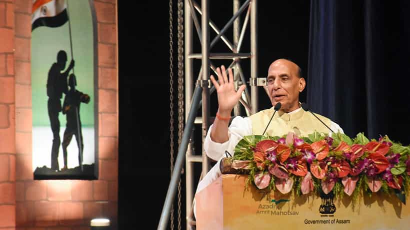 Rajnath Singh on AFSPA : জম্মু ও কাশ্মীর থেকে উঠছে আফস্পা? রাজনাথের কণ্ঠে কোন আভাস