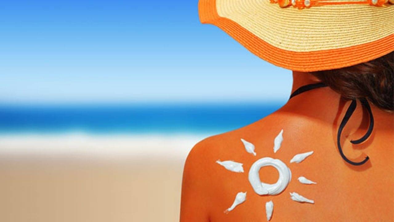 Tan Remove At Home: এবার ট্যানকে বলুন বাই-বাই! রোদে পোড়া দাগ তুলতে অব্যর্থ এই ৪ ঘরোয়া প্যাক