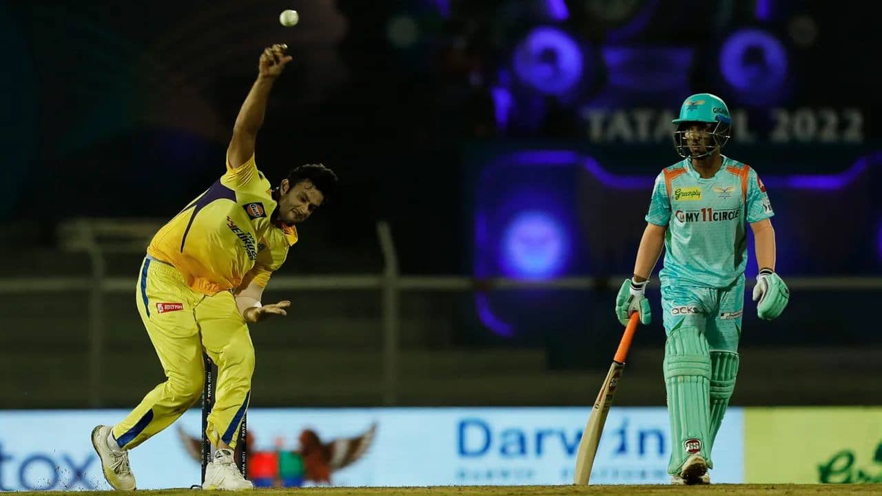 IPL 2022: শিবমের ওভারের সঙ্গে উইল স্মিথ-ক্রিস রকের চড় মাড়ার তুলনা টানলেন বীরু