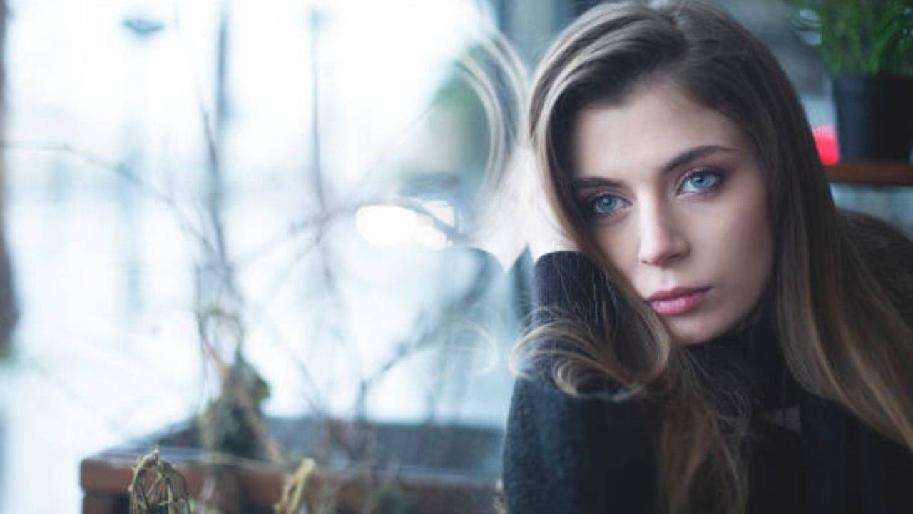 Mood Swing: কখনও রেগে যাচ্ছেন, কখনও বিষণ্ণতা গ্রাস করছে! মুড সুইংকে নিয়ন্ত্রণে রাখবেন কীভাবে?