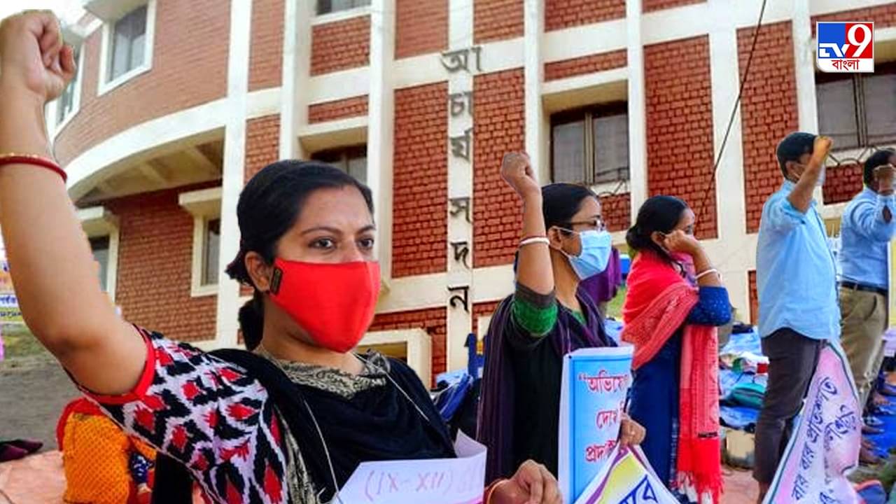 SSC Recruitment Scam: নষ্ট করে ফেলা হয়েছিল OMR Sheet-ও, শুধু একটা ভুলেই ফাঁস এসএসসি-র কীর্তি