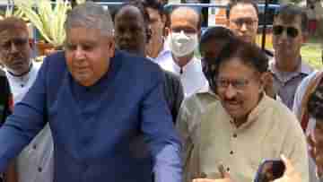 Governor-Speaker clash : সাংবাদিকদের প্রশ্নের জবাব রাজ্যপালের, পাশ থেকে থামালেন স্পিকার