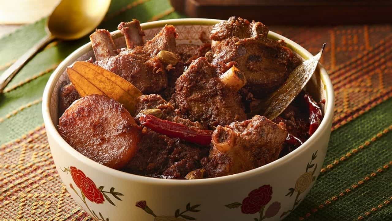 Mutton kosha: শিলেবাটা মশলা দিয়ে বানান সানডে স্পেশ্যাল মটন কষা, রইল সহজ রেসিপি Mutton kosha: শিলেবাটা মশলা দিয়ে বানান সানডে স্পেশ্যাল মটন কষা, রইল সহজ রেসিপি