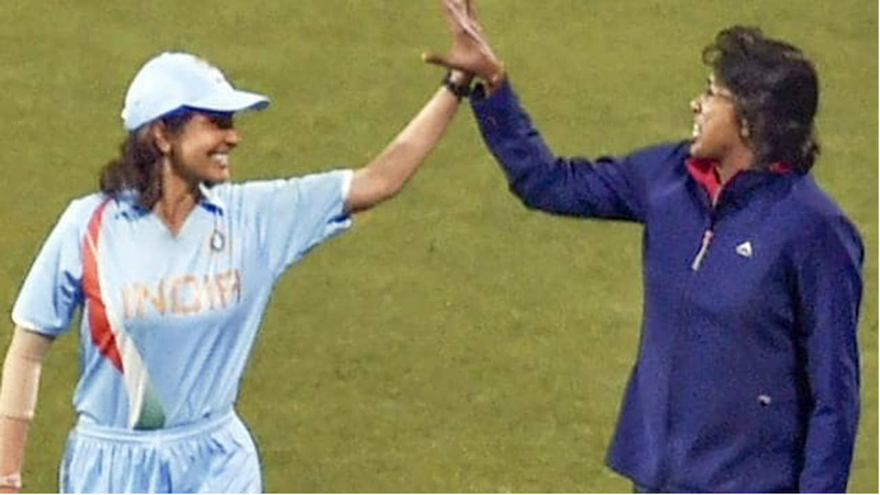 Anushka Sharma-‘Panta Bhat’:  হঠাৎ পান্তা ভাতে মজলেন  অনুষ্কা শর্মা, নিজেই দিলেন সেই ছবি  