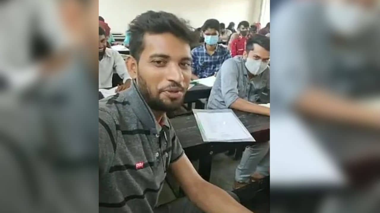Bangladesh News: অনেক দিনের ইচ্ছে ছিল পরীক্ষার হলে বসে ফেসবুক লাইভ শাসকদলের ছাত্র নেতার, কী বললেন তিনি?