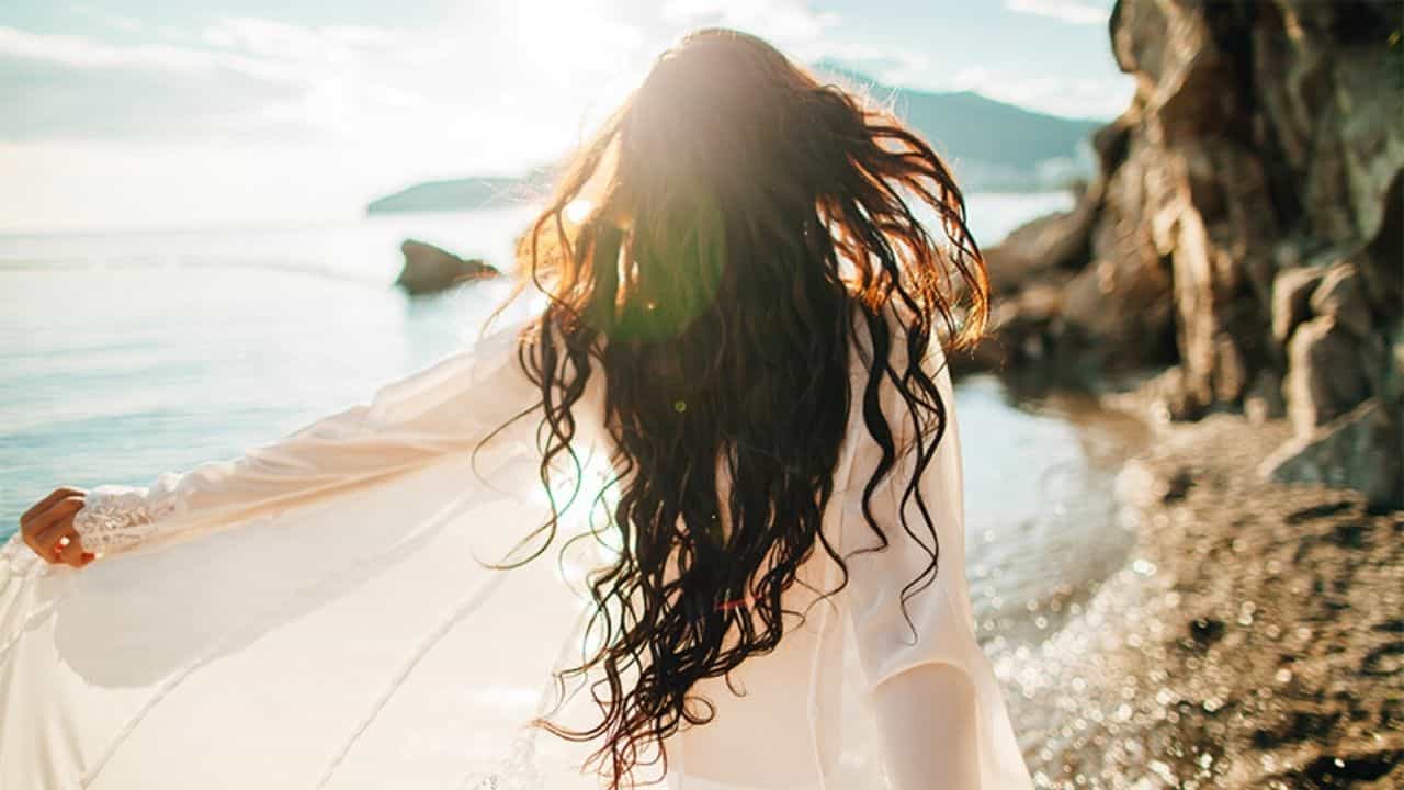 Hair Care Habits: তপ্তদিনে চুল থাকুক ঝলমলে ও প্রাণবন্ত! সুস্থ রাখতে এখনই জীবন থেকে বাদ দিন ৫ বাজে অভ্যাস Hair Care Habits: তপ্তদিনে চুল থাকুক ঝলমলে ও প্রাণবন্ত! সুস্থ রাখতে এখনই জীবন থেকে বাদ দিন ৫ বাজে অভ্যাস