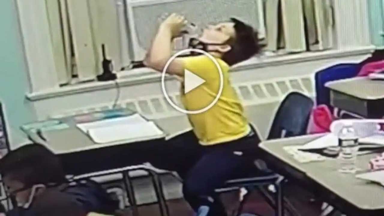 Viral Video ছাত্রের গলায় আটকে বোতলের ঢাকনা, কীভাবে উদ্ধার করলেন শিক্ষিকা? দেখুন ভাইরাল ভিডিয়ো