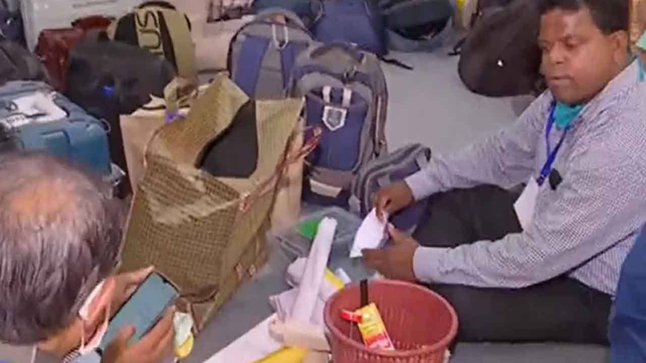 By-Election: মঙ্গলে বালিগঞ্জ, আসানসোলে উপনির্বাচন, দুই ডিসিআরসিতে ব্যস্ততা তুঙ্গে