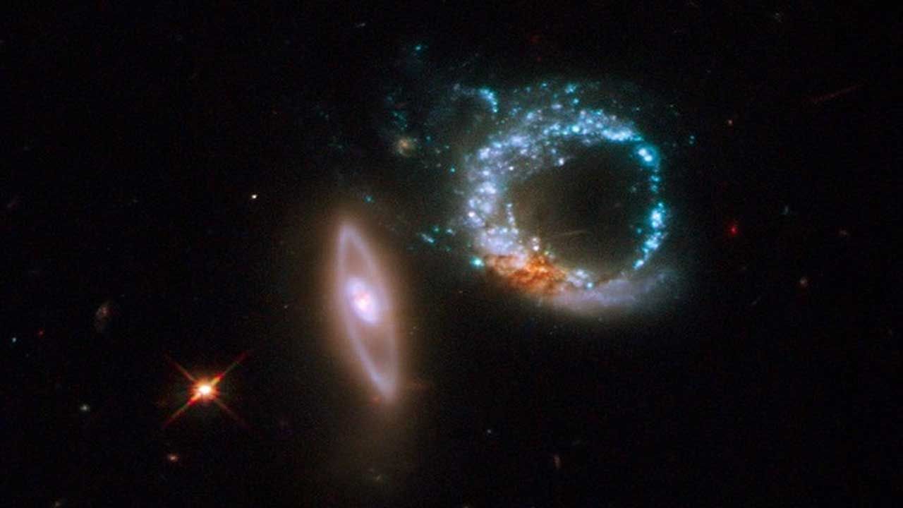 Pair of Interacting Galaxies: মহাকাশে জ্বলজ্বল করছে '১০' সংখ্যা, একজোড়া ছায়াপথের ছবি দেখে মুগ্ধ নেট দুনিয়া