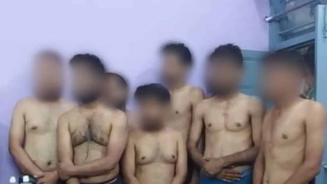 Madhya Pradesh Journalist stripped: নগ্ন করে গোটা শহর ঘোরাব, হুঁশিয়ারি দিয়েছিল পুলিশ, বাদ গেলেন না সাংবাদিকও