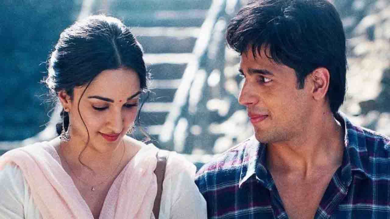 Breakups: আলাদা হল পথ, প্রেমের সম্পর্ক ভেঙে গেল কিয়ারা-সিদ্ধার্থের Breakups: আলাদা হল পথ, প্রেমের সম্পর্ক ভেঙে গেল কিয়ারা-সিদ্ধার্থের
